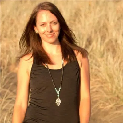 Kat  Walker-Burns